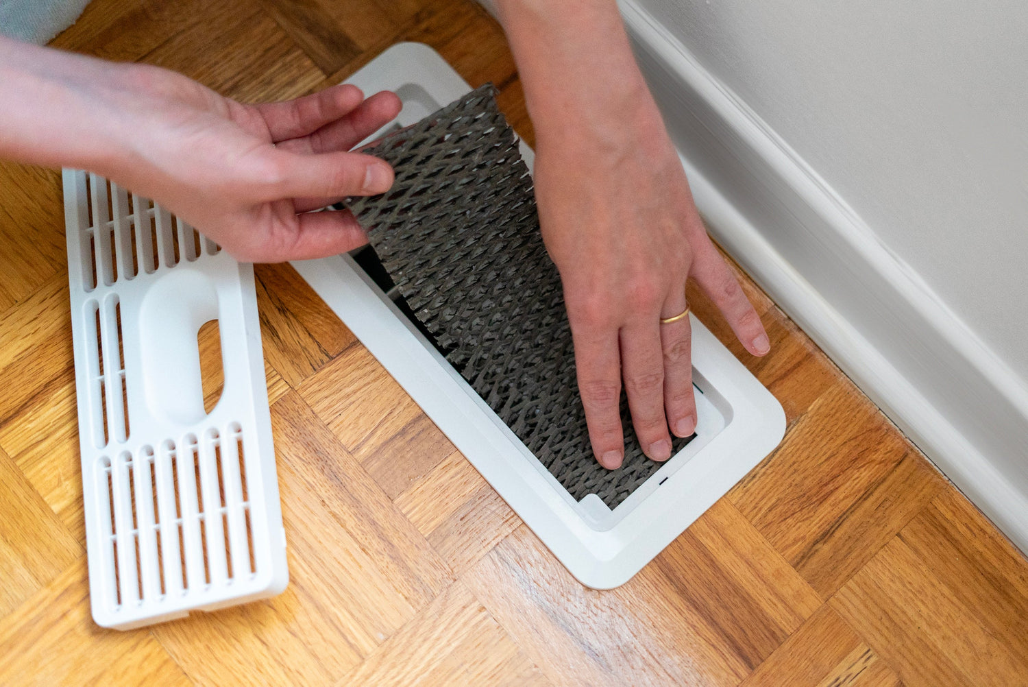 floor vent filter replacement